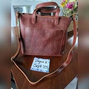 Portland Leather Medium Crossbody NUTMEG